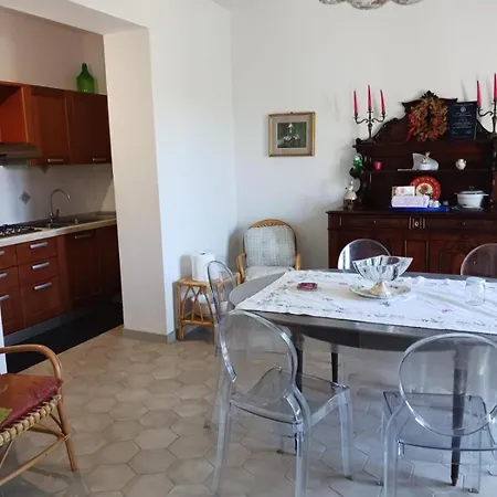 Casa Vacanza Tra Uliveti E Mare *